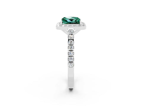 White gold Princess Cut Halo Diamond Ring with Pavé Band and Three-Prong Setting_2