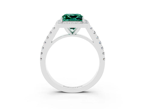 White gold Princess Cut Halo Diamond Ring with Pavé Band and Three-Prong Setting_3