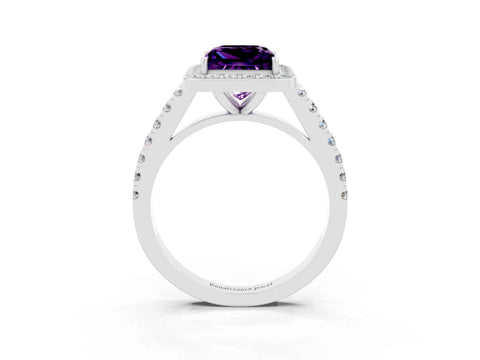 White gold Princess Cut Halo Diamond Ring with Pavé Band and Three-Prong Setting_3