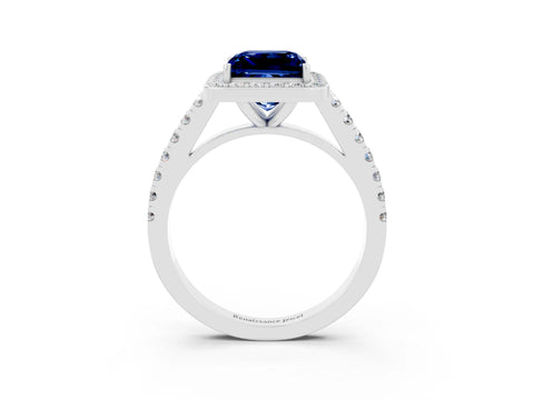 White gold Princess Cut Halo Diamond Ring with Pavé Band and Three-Prong Setting_3