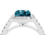 White gold Princess Cut Halo Diamond Ring with Pavé Band and Three-Prong Setting_4