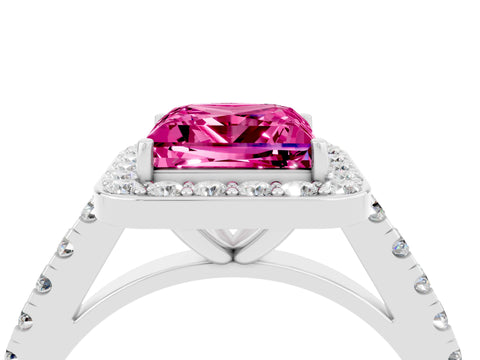 White gold Princess Cut Halo Diamond Ring with Pavé Band and Three-Prong Setting_4