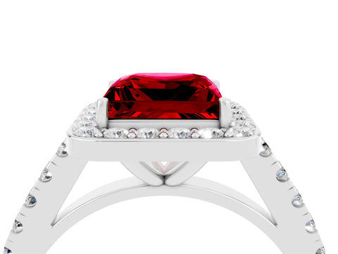 White gold Princess Cut Halo Diamond Ring with Pavé Band and Three-Prong Setting_4