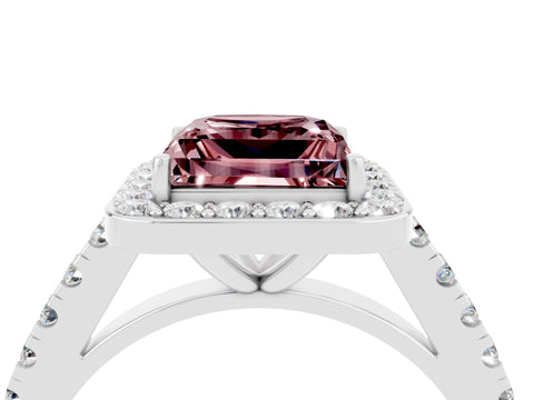 White gold Princess Cut Halo Diamond Ring with Pavé Band and Three-Prong Setting_4