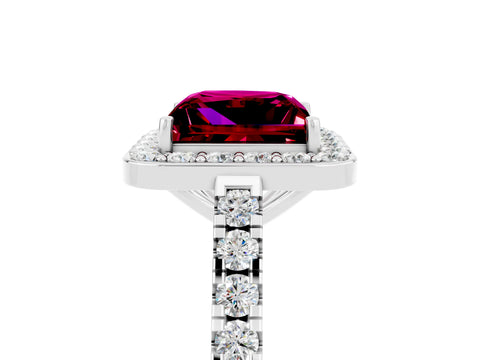 White gold Princess Cut Halo Diamond Ring with Pavé Band and Three-Prong Setting_5