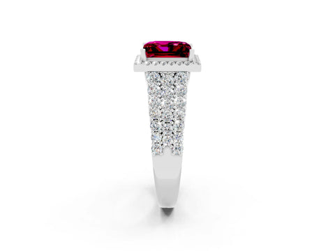 White gold Princess Cut Halo Pavé Diamond Engagement Ring with Split Shank and Four-Prong Setting_2