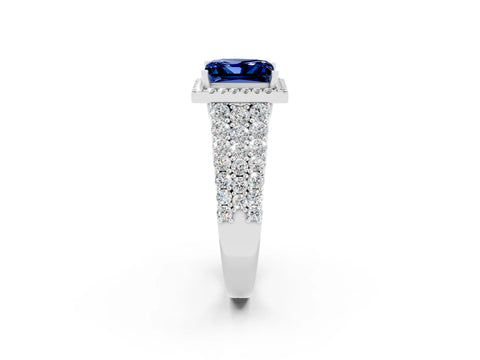 White gold Princess Cut Halo Pavé Diamond Engagement Ring with Split Shank and Four-Prong Setting_2
