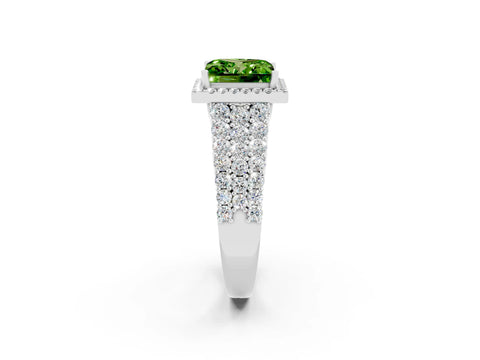 White gold Princess Cut Halo Pavé Diamond Engagement Ring with Split Shank and Four-Prong Setting_2