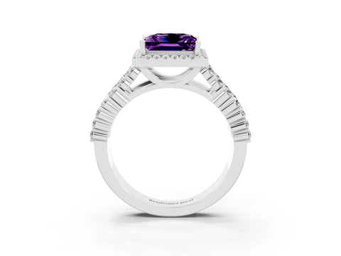 White gold Princess Cut Halo Pavé Diamond Engagement Ring with Split Shank and Four-Prong Setting_3