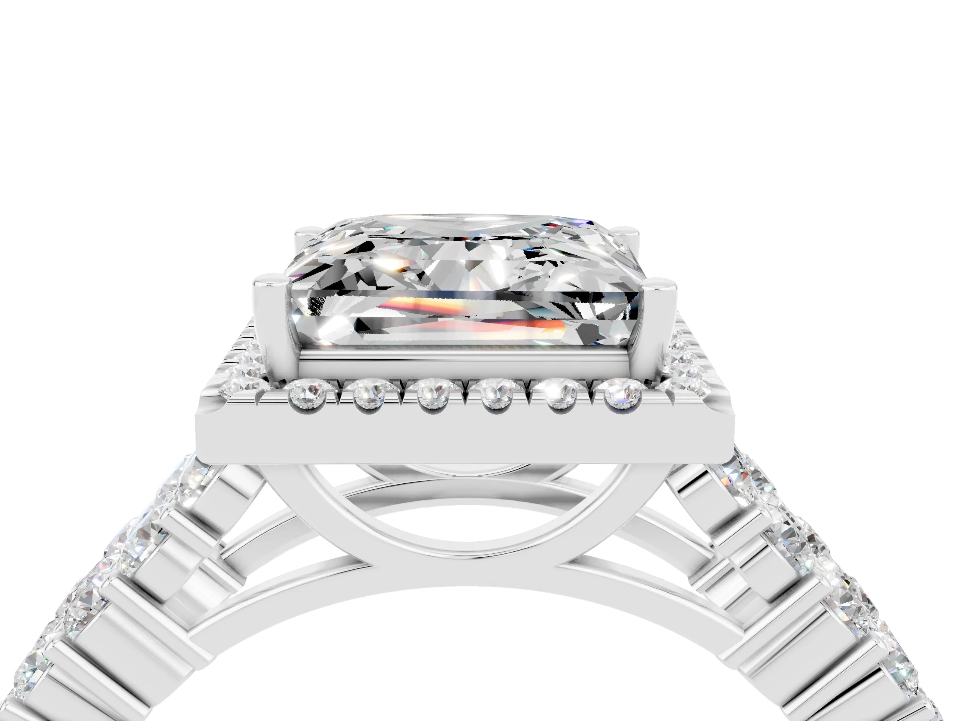 White gold Princess Cut Halo Pavé Diamond Engagement Ring with Split Shank and Four-Prong Setting_4
