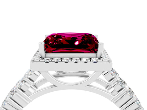 White gold Princess Cut Halo Pavé Diamond Engagement Ring with Split Shank and Four-Prong Setting_4