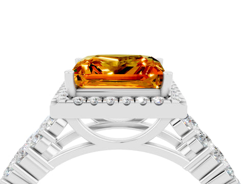 White gold Princess Cut Halo Pavé Diamond Engagement Ring with Split Shank and Four-Prong Setting_4