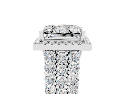 White gold Princess Cut Halo Pavé Diamond Engagement Ring with Split Shank and Four-Prong Setting_5