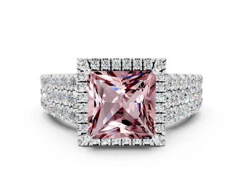 White gold Princess Cut Halo Pavé Diamond Engagement Ring with Split Shank and Four-Prong Setting