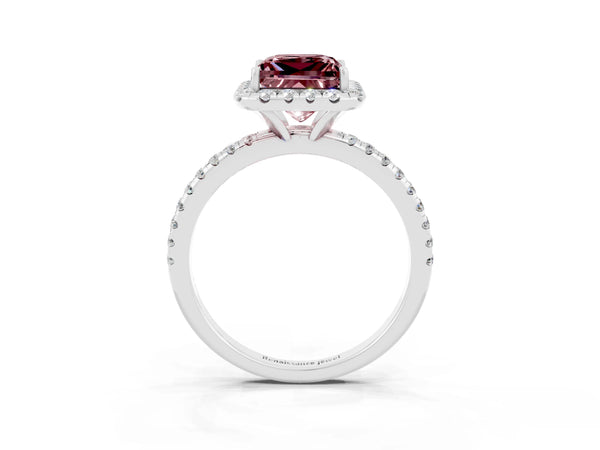 White gold Princess Cut Halo Round Diamond Pavé Band Four-Prong Ring