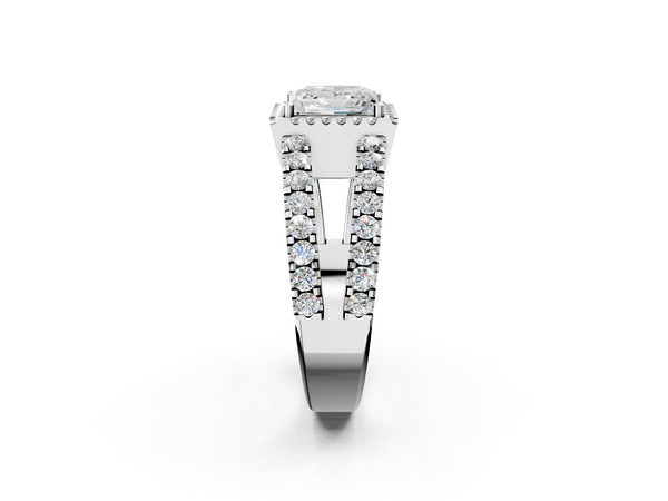 White gold Princess Cut Halo Split Shank Diamond Ring with Four-Prong Setting