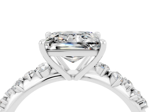 White gold Princess Cut Moissanite Cluster Side Stone Solitaire Ring with Prong Setting_28
