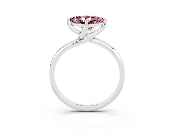 White gold Princess Cut Morganite Solitaire Engagement Ring with Four-Prong Setting and Classic Band