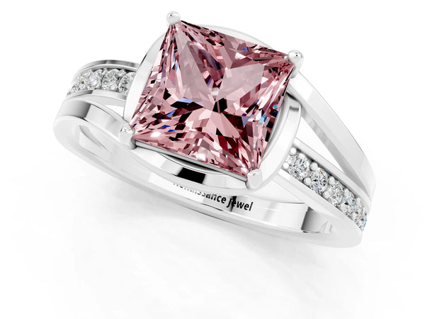 White gold Princess Cut Morganite Solitaire Ring with Split Shank and Prong Setting