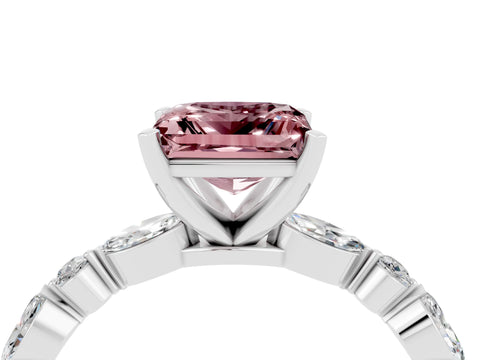 White gold Princess Cut Morganite Solitaire with Side Stones on a Pavé Band and Four-Prong Setting_4