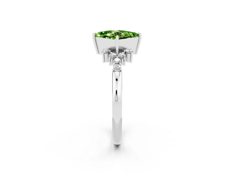 White gold Princess Cut Peridot Ring with Side Stones and Four-Prong Setting_38