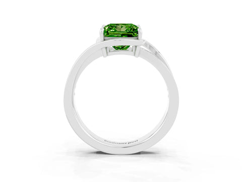 White gold Princess Cut Peridot Solitaire Ring with Split Shank and Prong Setting_3