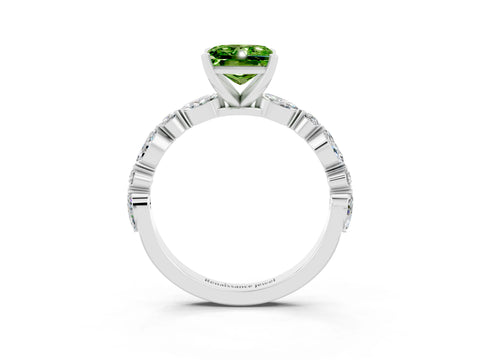 White gold Princess Cut Peridot Solitaire with Side Stones on a Pavé Band and Four-Prong Setting_3