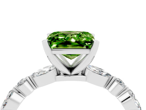 White gold Princess Cut Peridot Solitaire with Side Stones on a Pavé Band and Four-Prong Setting_4