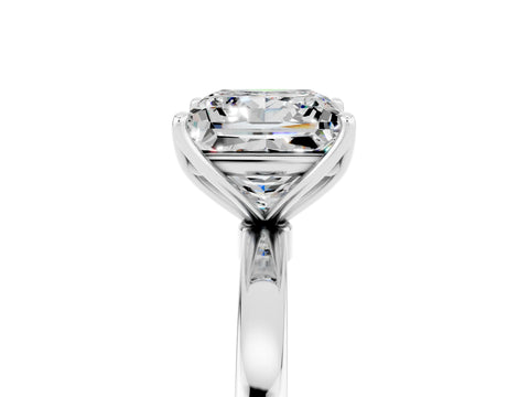 White gold Princess Cut Solitaire Diamond Ring with Thin Band and Four-Prong Setting_5