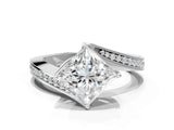 White gold Princess Cut Solitaire Diamond Twist Band with Pavé Setting and Four-Prong Setting_7