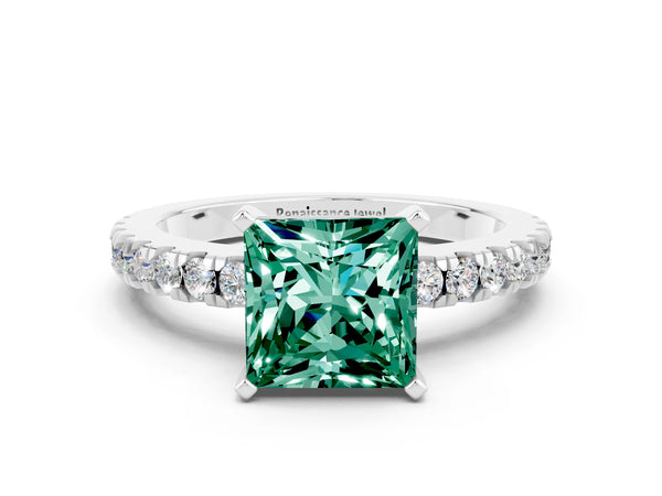 White gold Princess Cut Solitaire Green Sapphire with Pavé Band and Four-Prong Setting