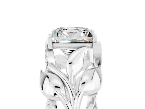 White gold Princess Cut Solitaire Leaf-Inspired Engagement Ring with Prong Setting_5
