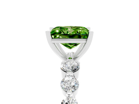 White gold Princess Cut Solitaire Peridot Ring with Pave Band and Four-Prong Setting_5