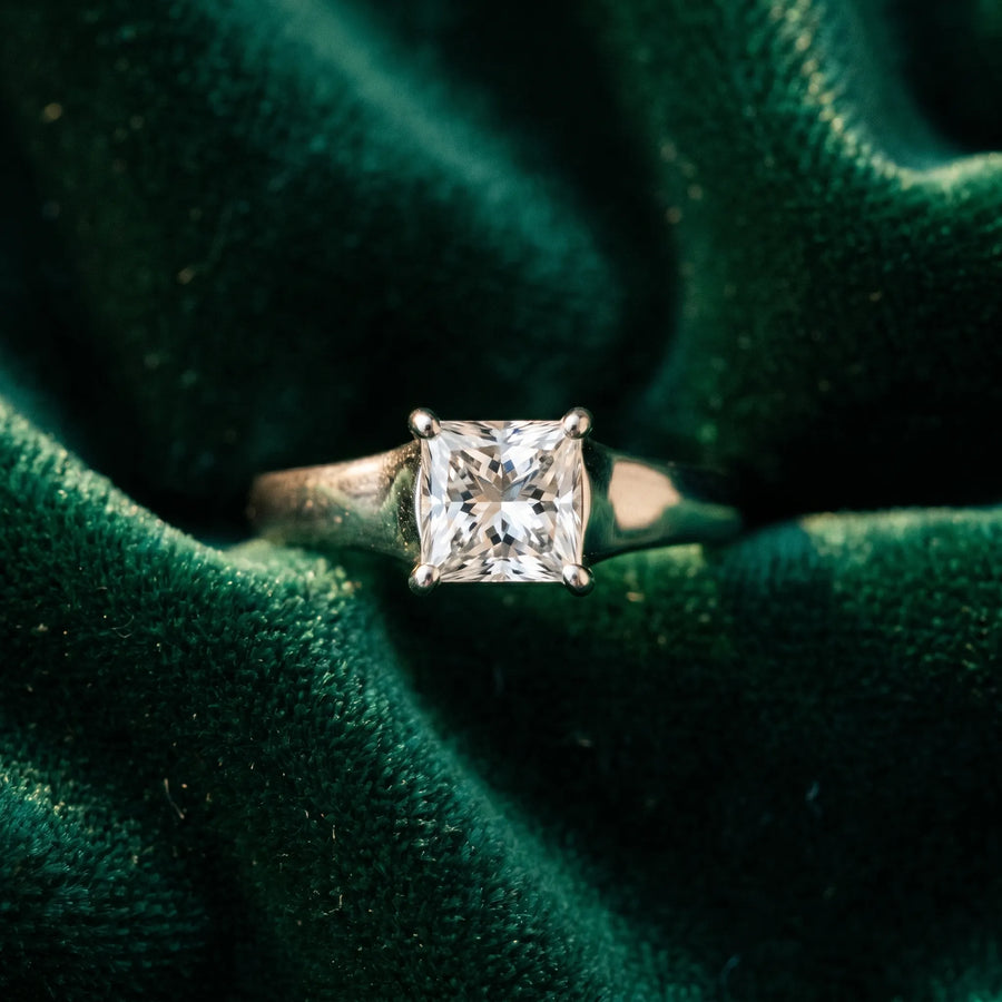 White gold Princess Cut Solitaire Ring with Split Shank and Four-Prong Setting