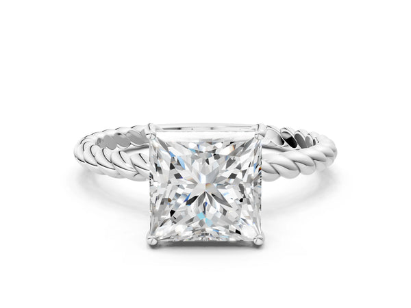 White gold Princess Solitaire Twist Band Ring with Four-Prong Setting