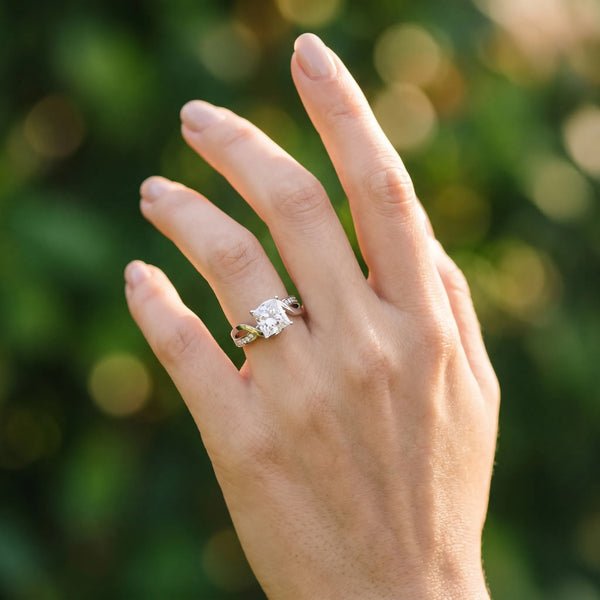 White gold Princess Solitaire Twisted Band with Prong Setting