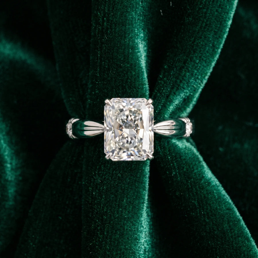 White gold Radiant Solitaire Diamond Twisted Band with Four-Prong Setting