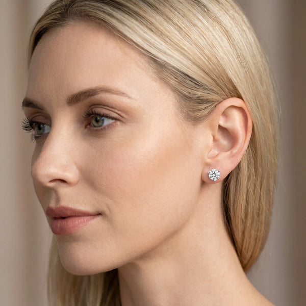 White gold Round Brilliant Diamond Martini Stud Earrings