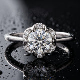 White gold Round Brilliant Halo Solitaire Ring with Scalloped Prong Setting_9