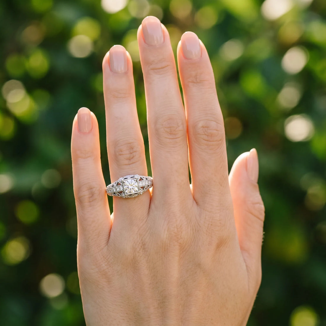 White gold Round Brilliant Milgrain Filigree Diamond Ring with Square Prong Setting_18