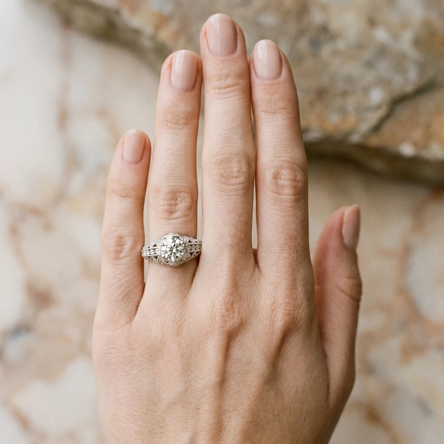 White gold Round Brilliant Milgrain Pave Split Shank Hexagon Prong Setting Ring