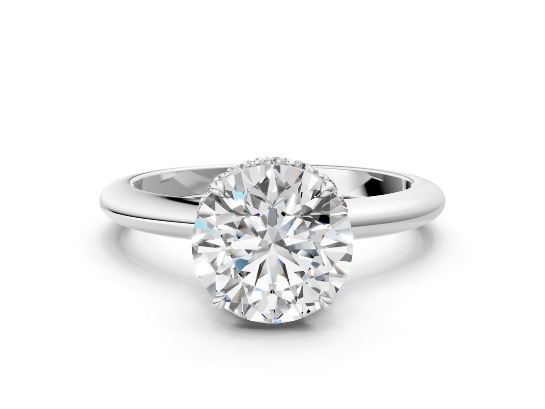 White gold Round Brilliant Solitaire Engagement Ring with Six-Prong Setting and Classic Band_38