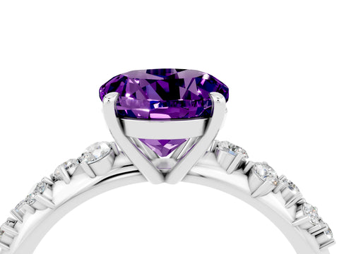 White gold Round Cut Amethyst Cluster Side Stone Solitaire Ring with Prong Setting_28