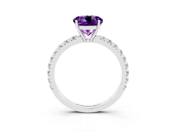 Platinum Round Cut Amethyst Pavé Solitaire Engagement Ring with Four-Prong Setting