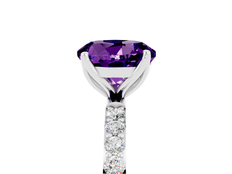 White gold Round Cut Amethyst Solitaire Engagement Ring with Pavé Band and Prong Setting_5
