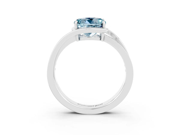 Platinum Round Cut Aquamarine Solitaire Ring with Split Shank and Prong Setting