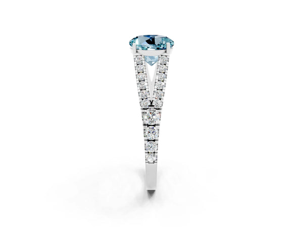 White gold Round Cut Aquamarine Split Shank Pavé Engagement Ring with Four-Prong Setting