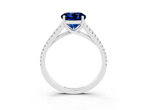 White gold Round Cut Blue Sapphire Solitaire Engagement Ring with Split Shank Pavé Band_3
