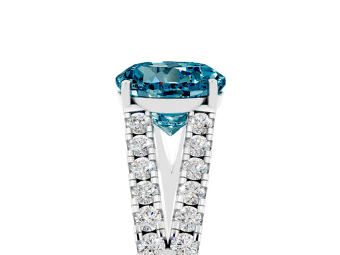 White gold Round Cut Blue Topaz Split Shank Pavé Engagement Ring with Four-Prong Setting_17