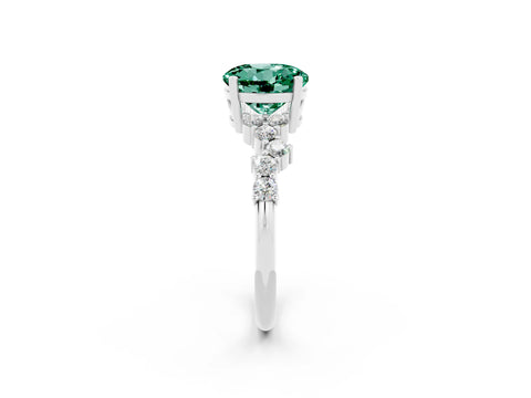 White gold Round Cut Diamond Cluster Pavé Band with Four-Prong Setting_2